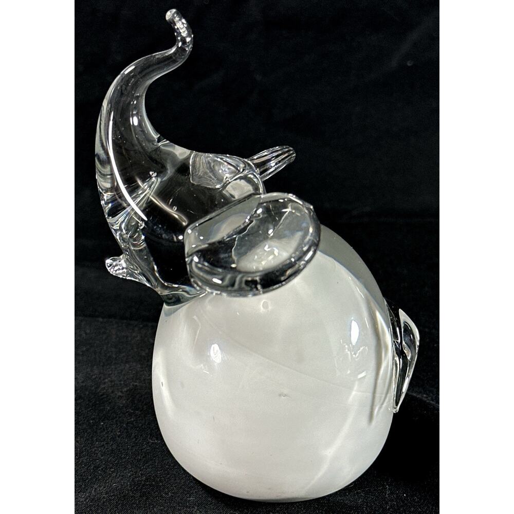 Art Glass Elephant Figurine Clear & White Blown Glass 4.75” Murano Style - Picture 4 of 8